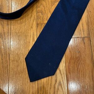 DIAMANTÉ COUTURE COLLECTION NAVY TIE